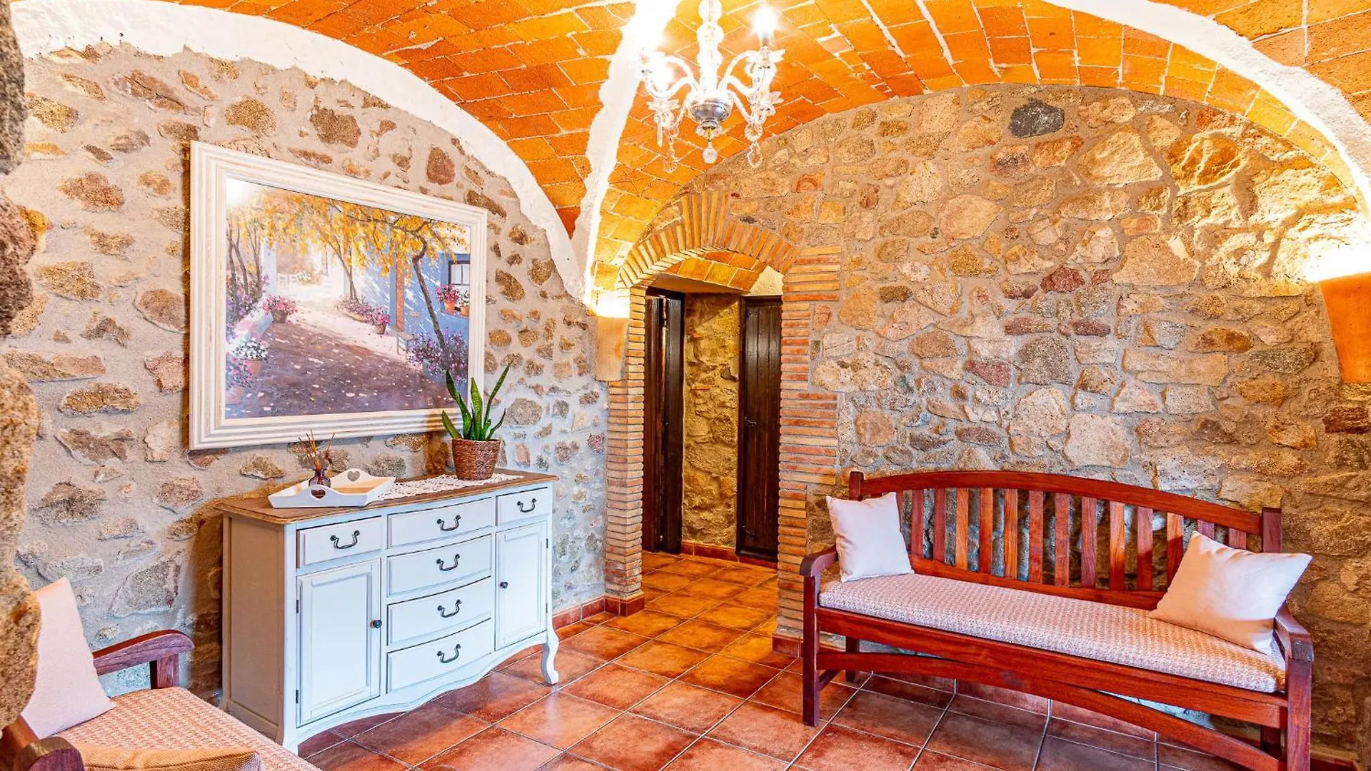 Landhaus Cal Bisbe, Your Rural Holiday Home Capmany