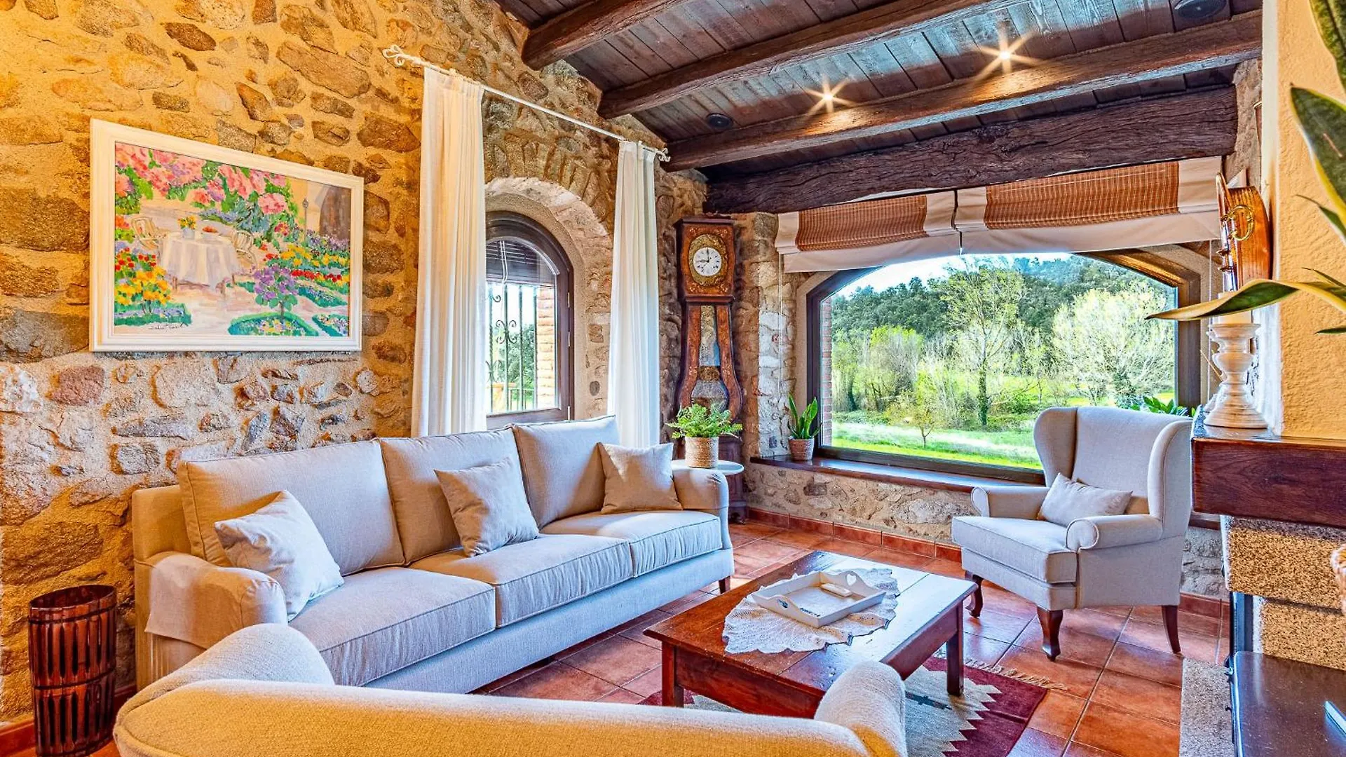Cal Bisbe, Your Rural Holiday Home Capmany Spanien